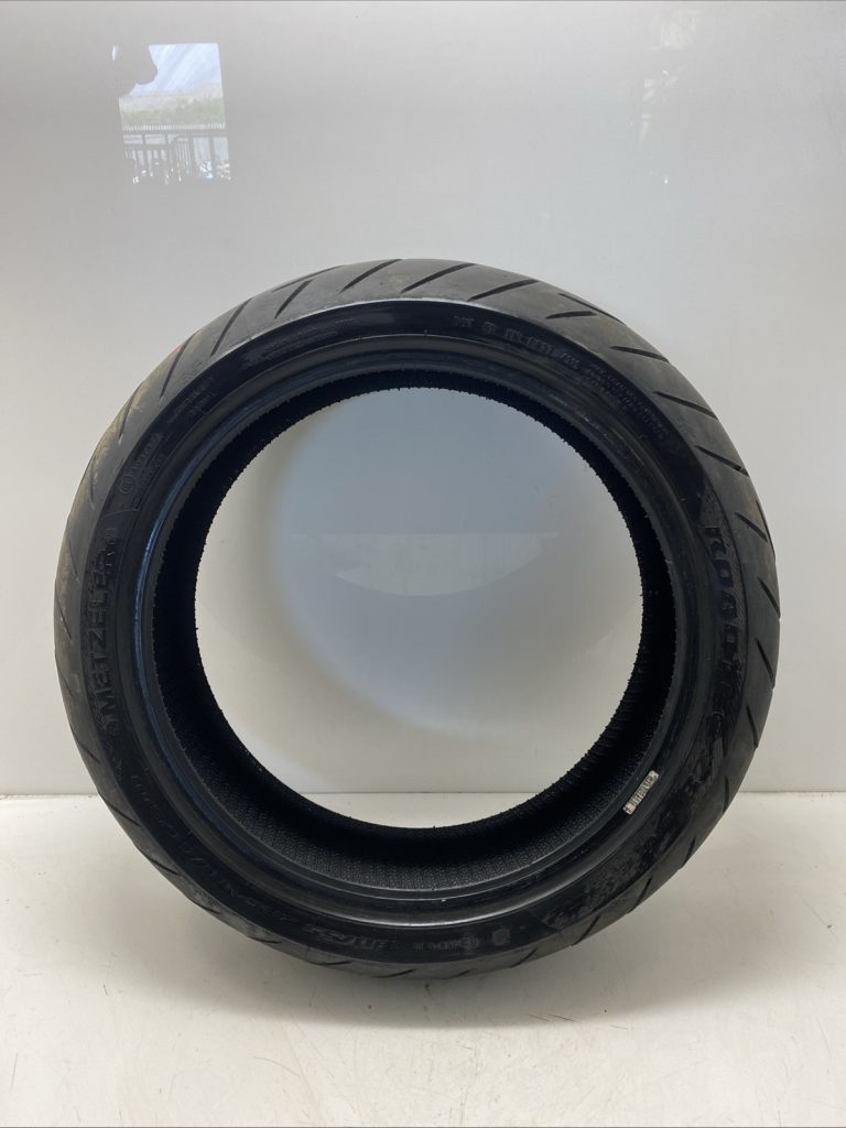 Metzeler Roadtec Z8 1805517 Rear Part Worn Used Motorcycle Tyre 205633411344