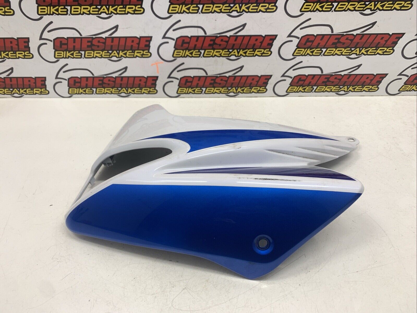 ♻️ Suzuki Gw 250 Inazuma ZL4 2013 – 2018 Right Side Fuel Tank
