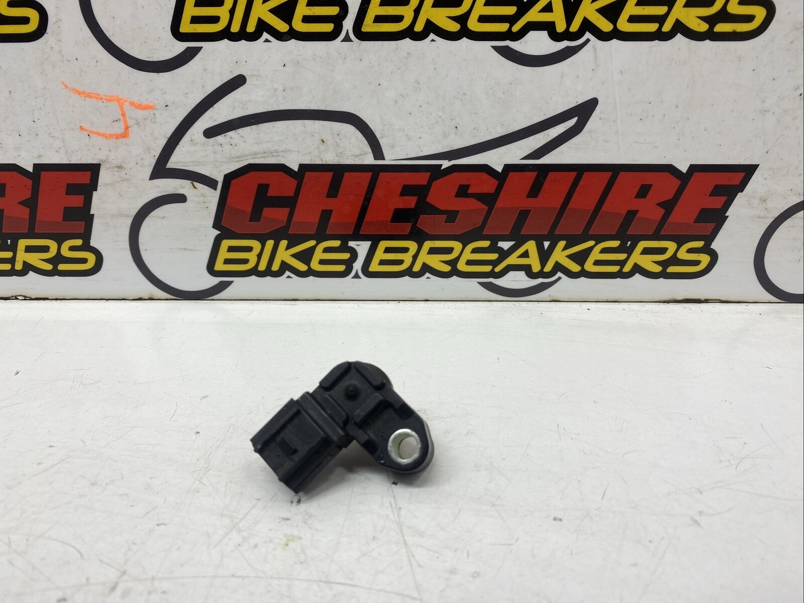 2017 SUZUKI GSXR600 MAP MASS AIR FLOW PRESSURE SENSOR 15630-29G10 2017 SUZUKI GSXR600 MAP MASS AIR FLOW PRESSURE SENSOR 15630-29G10