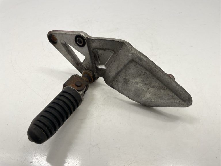 Suzuki Rf900r Rf900 1994 1999 Front Left Side Footrest 206407298326