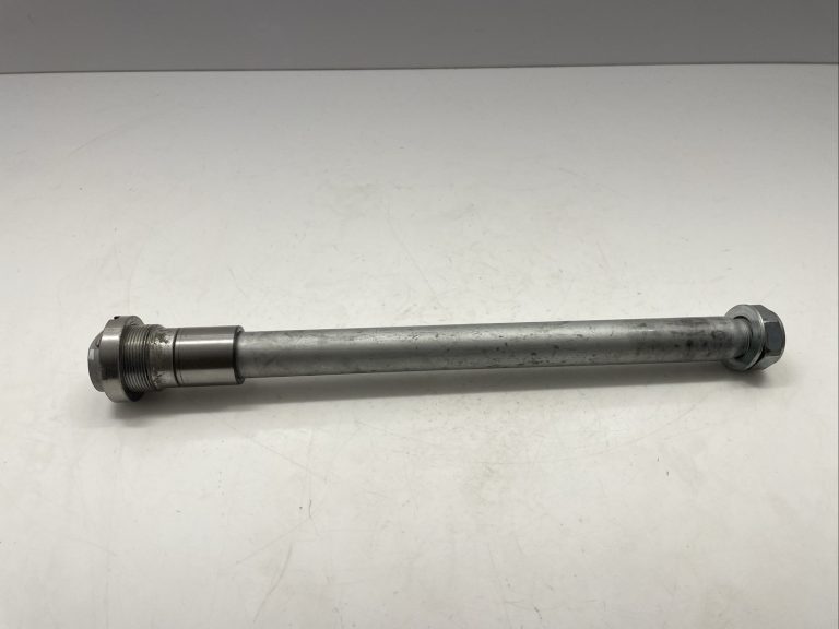 Honda Cbr1000rr Rr 4 2004 2005 Rear Swingarm Bolt 206406706498
